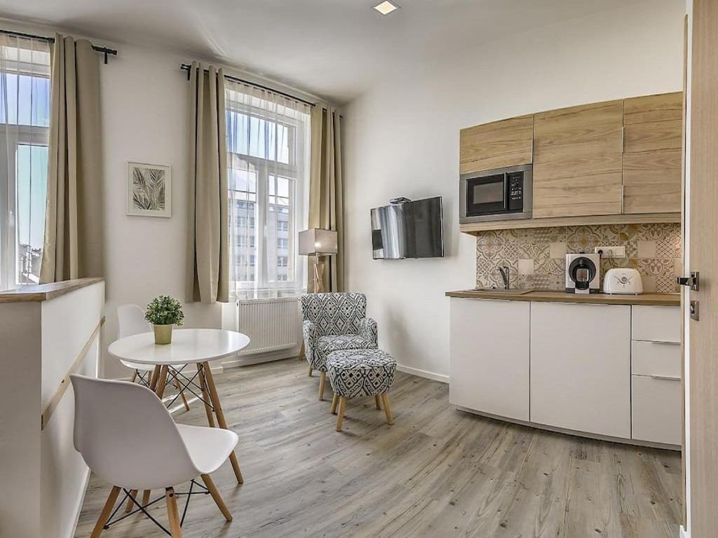 Glam Downtown Apartments Budapest Bagian luar foto